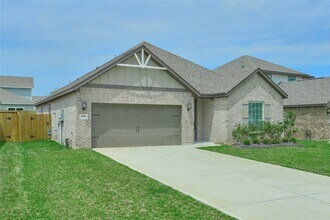 Building Photo - 21554 Bluebonnet Bay Dr