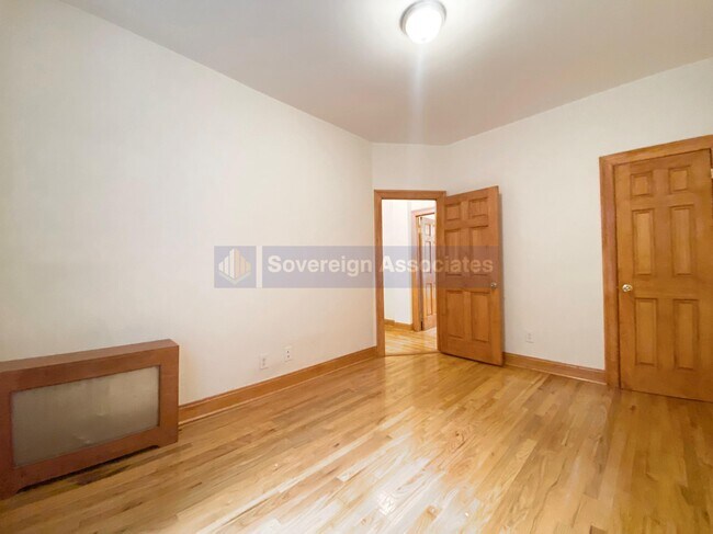 Foto del edificio - 64 West 108th Street