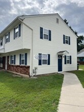 Building Photo - 32 Willow Ct