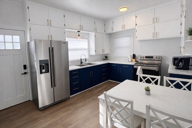 Foto del edificio - 1333 Rhode Island St