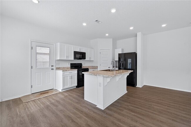 Foto del edificio - 6802 SW Dignity Ave