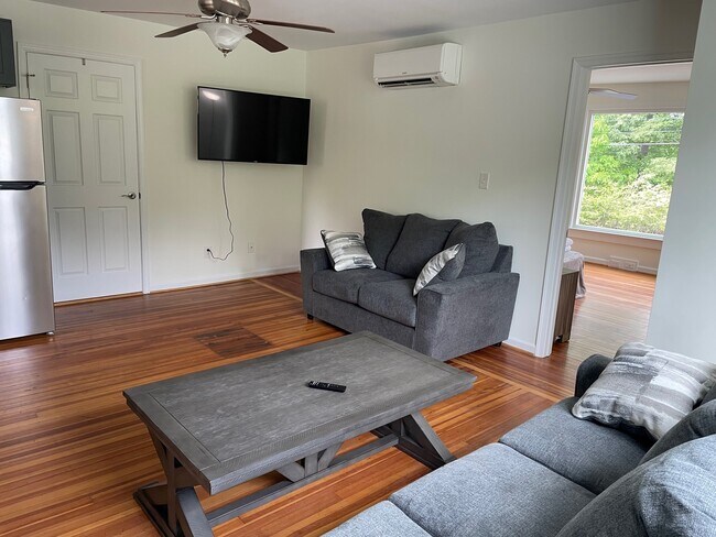 Foto del edificio - 5121 Boonsboro Rd