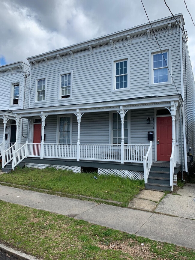 Building Photo - 3026 Q St