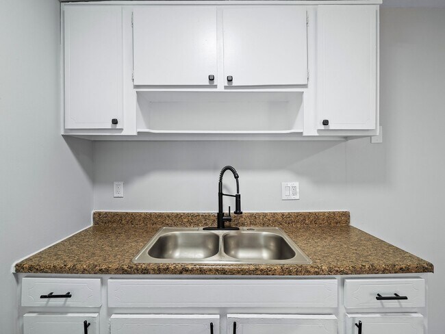 Foto del edificio - Brittain Park Apartments