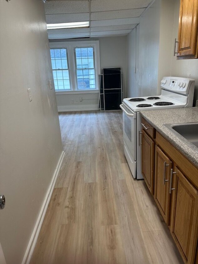 Foto principal - 687 Genesee St