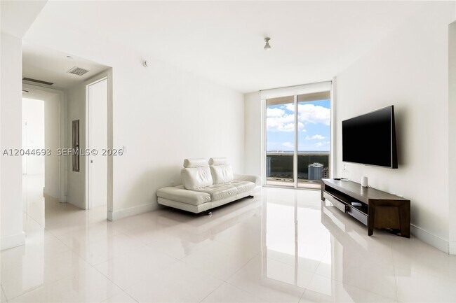 Foto del edificio - 16001 Collins Ave
