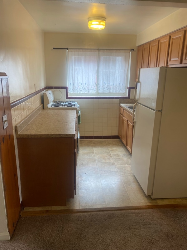 Building Photo - 33 Euclid Ave