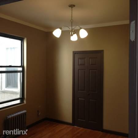 Building Photo - 918 Onderdonk Ave
