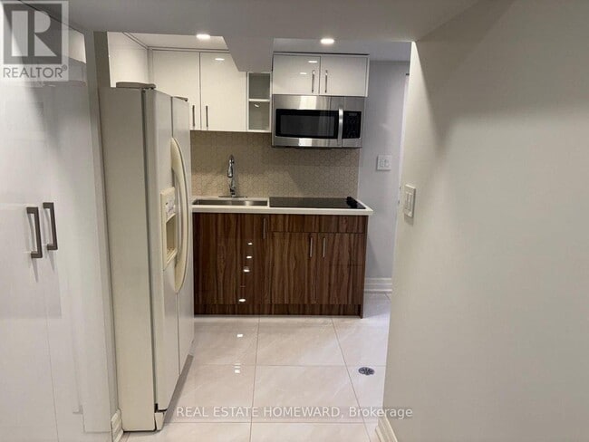 Building Photo - 33 Braeburn Dr