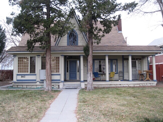 Última de estilo gótico House en Reno - 547 Ralston St