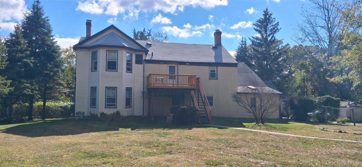 Foto del edificio - 66 Monsey Heights Rd