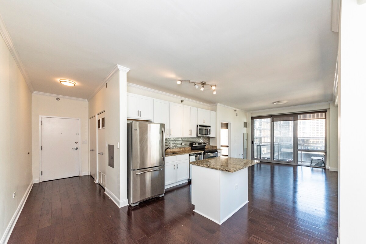 1 E 8th St Unit 511, Chicago, IL 60605 Condo for Rent in Chicago, IL
