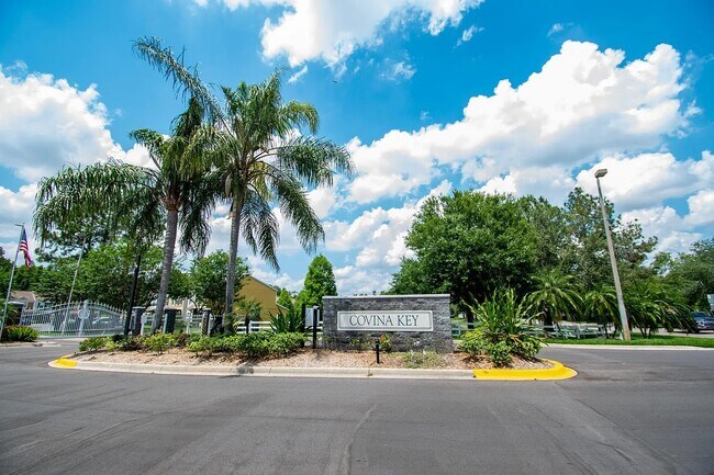 Foto del edificio - 1404 Costa Mesa Dr