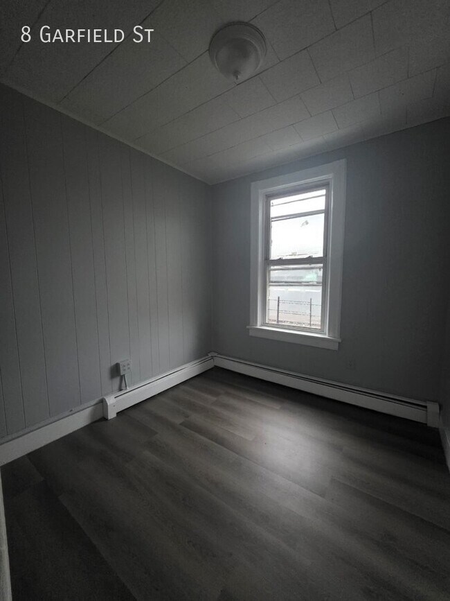 Foto del edificio - 8 Garfield St