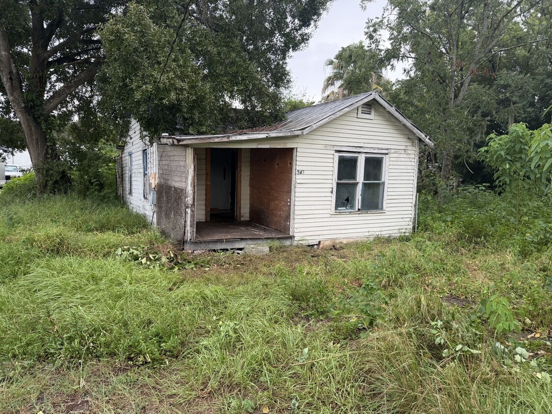Building Photo - 547 Snively Ave