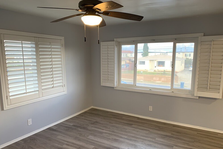 Living Room - 17329 Denker Ave