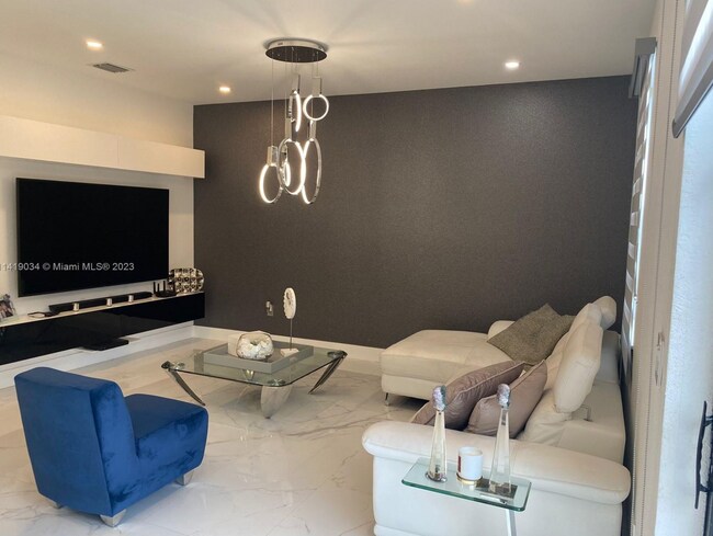Foto del edificio - 8779 NW 98th Ave