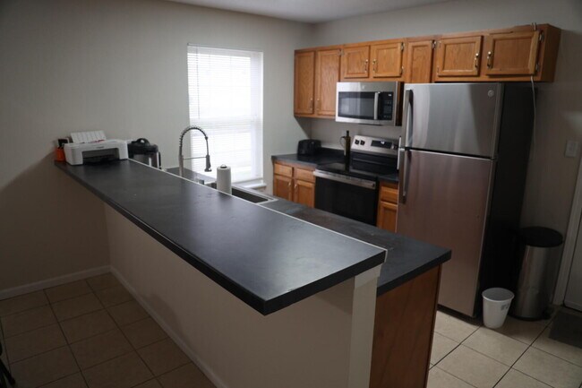 Foto del edificio - 4306 Derby Ridge Dr