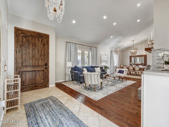 Foto del edificio - 6836 E Ludlow Dr