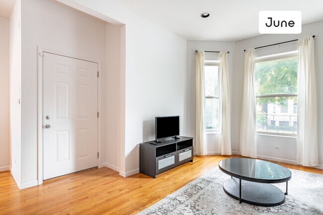 Foto del edificio - 1329 North Artesian Avenue