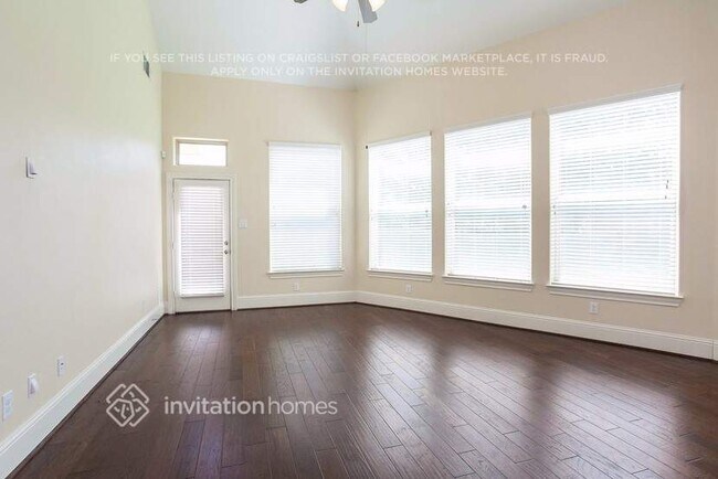 Building Photo - 1307 Ainsley Way Dr