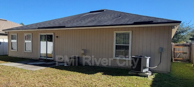 Building Photo - 2132 Sotterley Ln