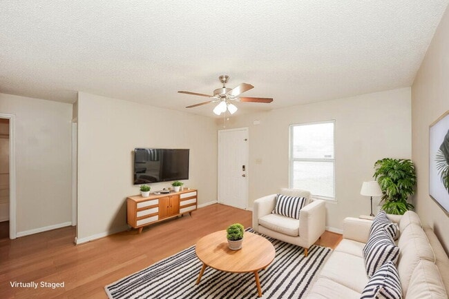 Building Photo - 705 Addy Cove