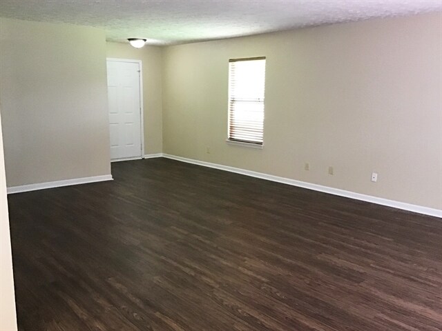 Foto del edificio - 2092 Meadowlark Ln