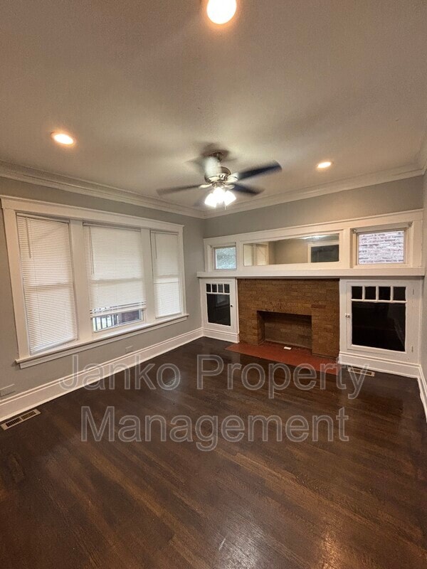 Foto del edificio - 6738 S Prairie Ave