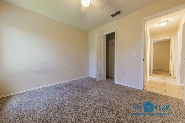 Building Photo - 515 Terranova Cir