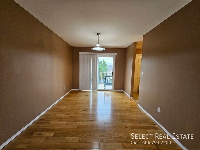 Building Photo - 9002 Ashwell Rd