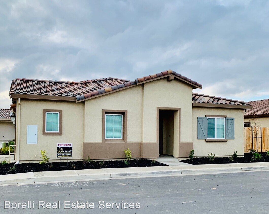 Primary Photo - 2 br, 2 bath House - 521 Betten Ct.