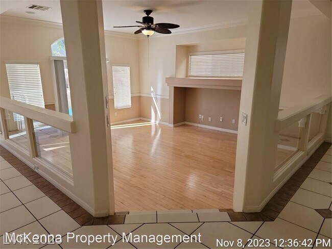 Foto del edificio - 4 br, 2.5 bath House - 10985 Fintry Hills ...