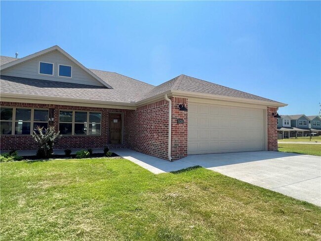 Foto del edificio - 528 Bradford Dr
