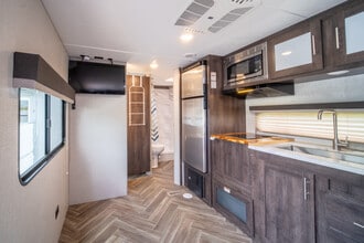 Building Photo - 2300 N 58th Ter