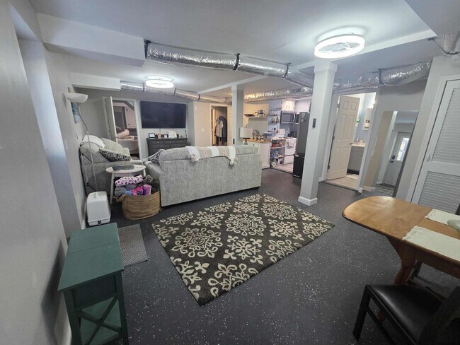 Foto del edificio - 100 9th Ave