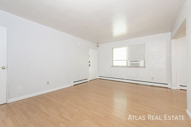 Foto del edificio - 9955 W 59th Pl