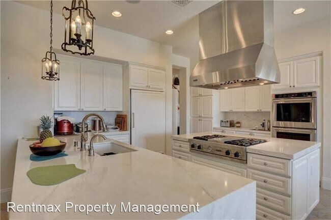 Building Photo - 5 br, 6 bath House - 11635 EVERGREEN CREEK LN