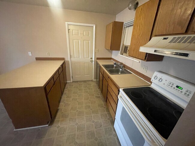 Foto del edificio - 383-391 N Wood Cir