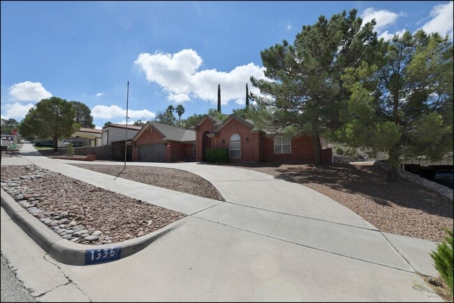 Foto del edificio - Coming Soon!