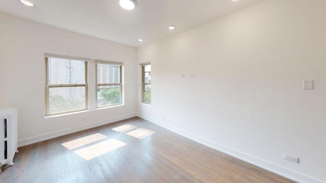 Building Photo - 1 bedroom in CHICAGO IL 60660