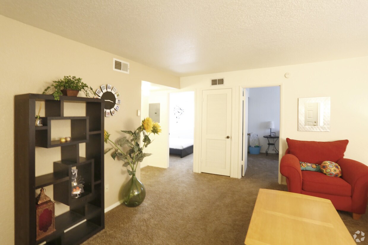 Woodlands Village Apartments Apartments in Flagstaff, AZ