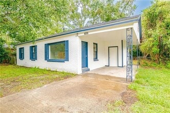 Building Photo - 2403 S Octavia Dr