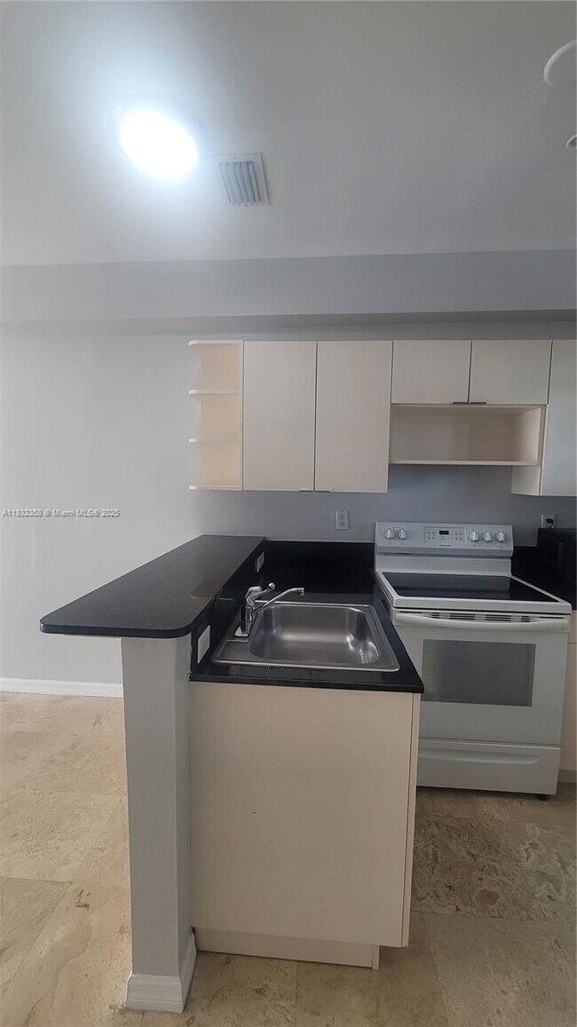 Foto del edificio - 1421 SW 3rd St
