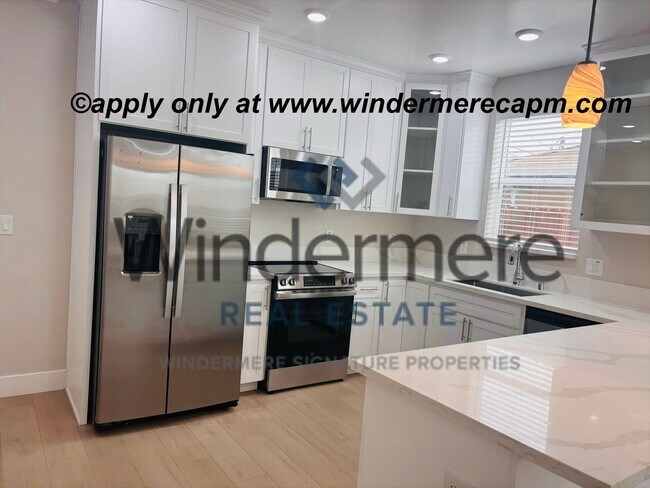 Building Photo - Brand New 3-Bedroom Home with gorgeous Modern Finishes!!