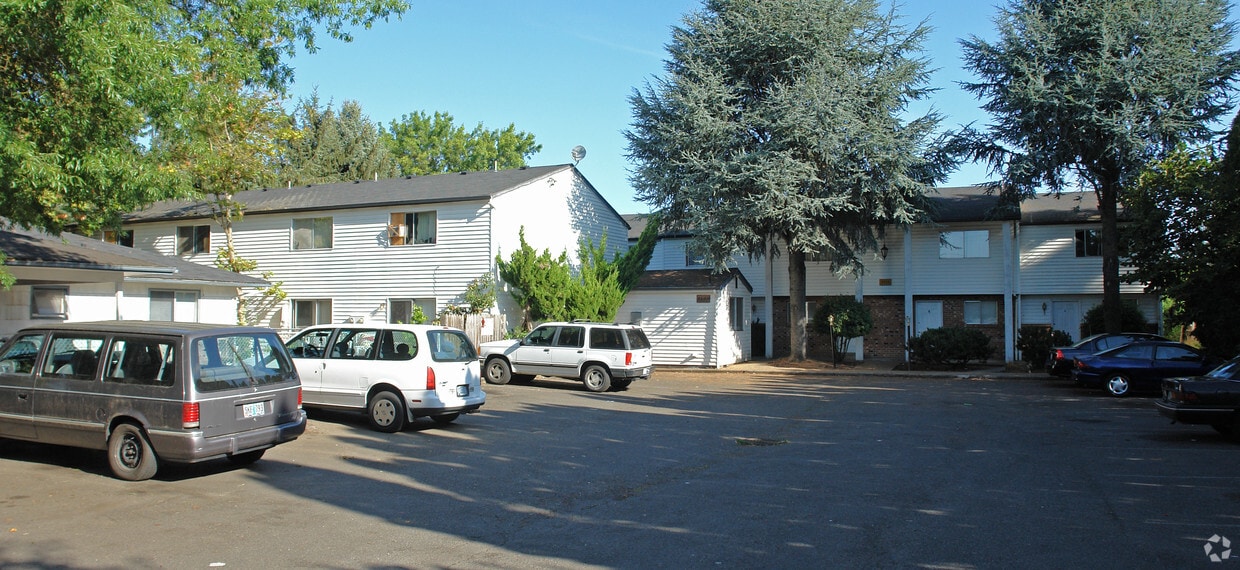 Primary Photo - 4544-4546 Lancaster Dr NE