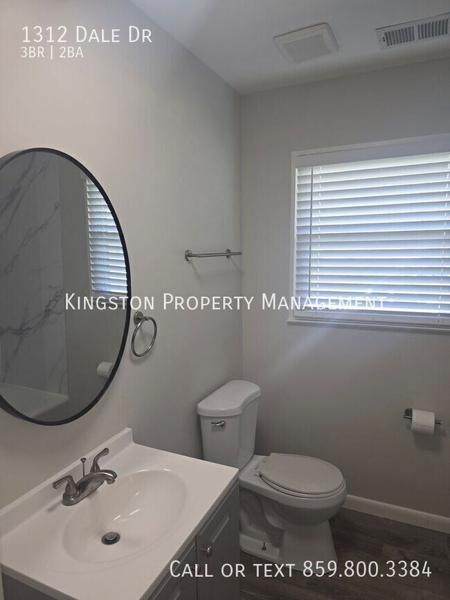 Foto del edificio - 1312 Dale Dr