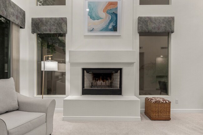 Foto del edificio - 6711 E Camelback Rd