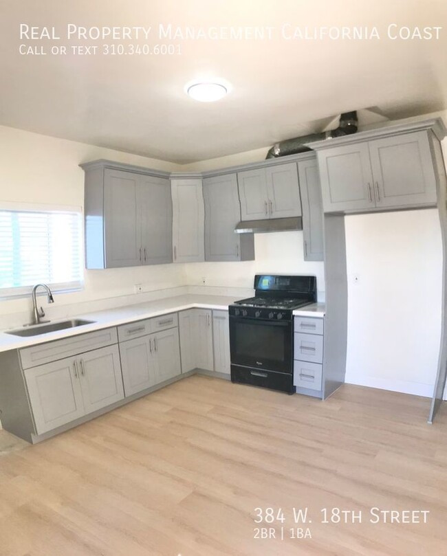 Building Photo - AVAILABLE NOW!!!! 2 Bedroom, 1 Bathroom up...