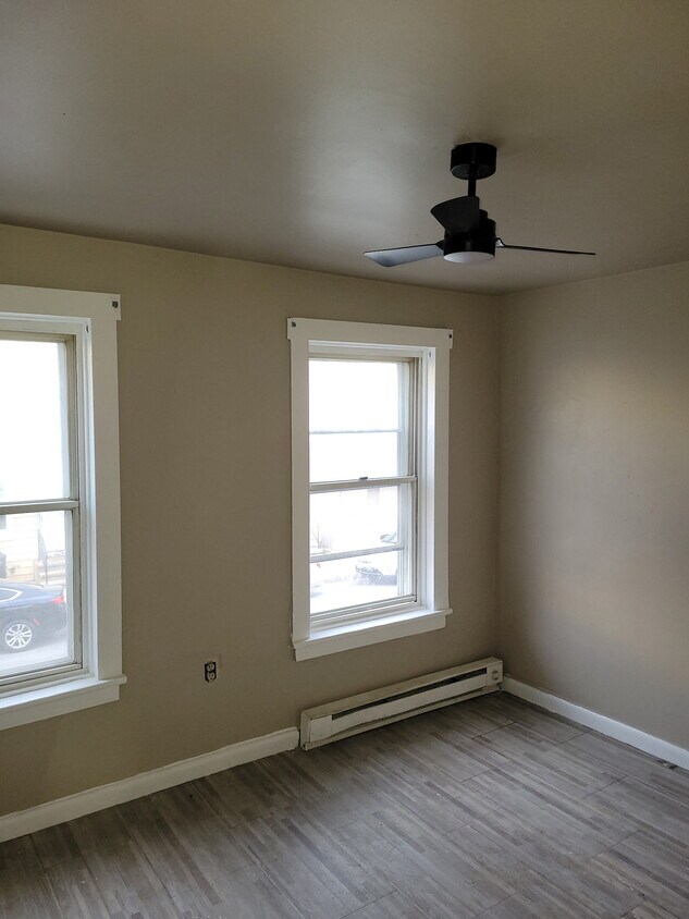 Foto del edificio - 332 S 11th St